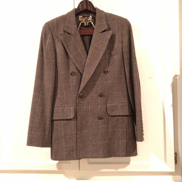 Blazer - Picture 1 of 1